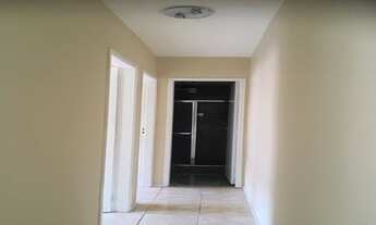 Imagem 2: Apartamento para aluguel e venda possui 45 metros quadrados com 2 quartos