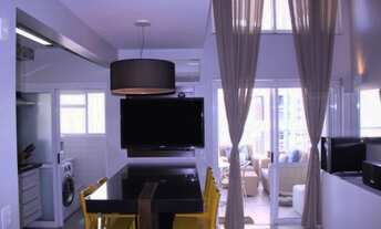 Imagem: Totalmente mobiliado e decorado! Loft duplex