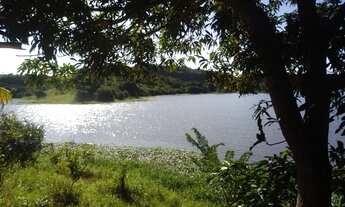 Imagem 1: Sítio as margens da barragem de duas unas