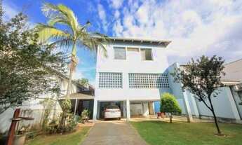 Imagem: Sobrado para venda com 318 metros quadrados