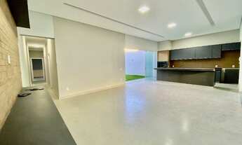 Imagem: Linda casa com 3 Quartos, sendo 1 suite