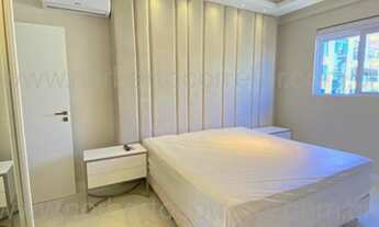 Imagem 6: Cobertura quadra mar em Meia Praia