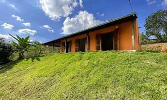 Imagem 3: Chácara com área de 1.000 m² com piscina em preço de oportunidade em Itatiaiuçu/ MG