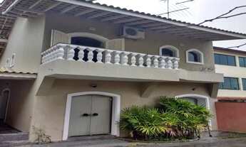 Imagem: Otimo Sobrado Com Otima Localizacao