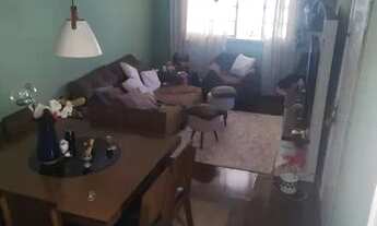 Imagem 4: Casa ampla na Cidade das Flores, Osasco - 5 quartos, 2 quintais, próxima à Faculdade Fede