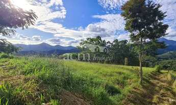 Imagem 3: Excepcional terreno de 2.550m² em condomínio nobre. Linda vista!