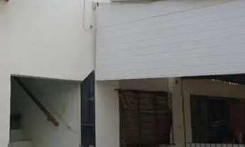 Imagem 2: Casa com 2 quartos, 1 garagem em Pau Amarelo