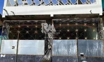 Imagem 2: VENDO AMPLA CASA COM 4 QUARTOS E DOIS PAVIMENTOS TODA DOCUMENTADA APTA A FINANCIAMENTO, AP