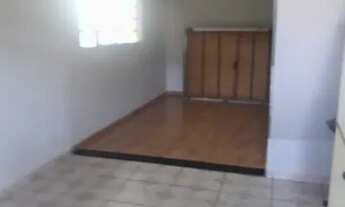 Imagem 7: Predinho mais dois barracões na Av. Cristo Rei Individuais