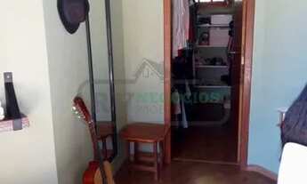 Imagem 6: TR Casa de condomínio para venda possui 200 metros quadrados com 4 quartos