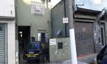 Imagem: CASA ASSOBRADA CONSERVADA COM 01 DORMITÓRIO