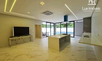 Imagem 7: Praia dos Passarinhos/ Térrea 430m² 04 Suítes/ Moderna / Área Gourmet e Piscina