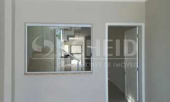 Imagem 4: Sobrado a venda no Jardim Marabá com 3 quartos, 1 suíte, 2 vagas, 115m2 , quintal com chur