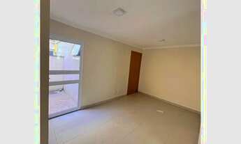 Imagem 4: Apartamento com 2 dormitórios, 1 quintal (área externa), Residencial Angra dos Reis. 1 vag