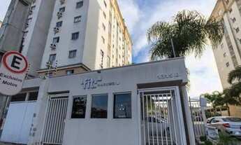 Imagem 3: Apartamento para aluguel possui 69 metros quadrados com 3 quartos em Guaíra - Curitiba - P