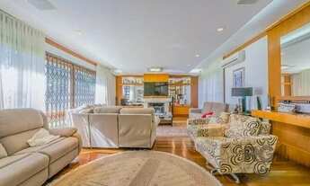 Imagem 3: Casa 221m² - 3 dormitórios, 1 suíte, 4 vagas de garagem no bairro Vila Assunção