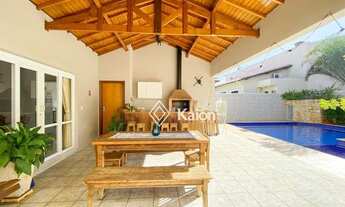 Imagem: Casa com piscina e 3 dormitórios no Condomínio