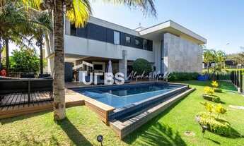 Imagem 1: Casa de condomínio sobrado para venda possui 447 metros quadrados com 5 quartos