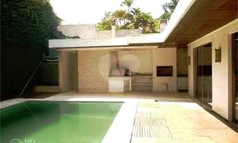 Imagem: São Paulo - Casa Padrão - ALTO DE PINHEIROS