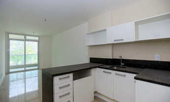 Imagem 3: Mix São Francisco 2 Quartos, 1 suíte e 1 vaga na Praia de São Francisco