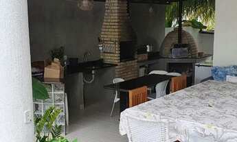 Imagem 2: Casa de condomínio para venda possui 154 metros quadrados com 1 quarto