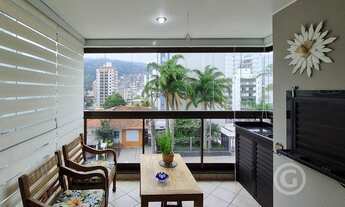 Imagem 3: Amplo apartamento com três suítes no centro de Florianópolis