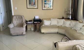 Imagem 3: Apartamento para venda composto de 4 quartos, 2 suítes em Vitória - Salvador - Bahia