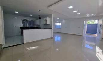 Imagem 7: Casa Triplex Vargem Pequena Valor R$ 5.500,00 mais taxas. 3 suítes. Bem-vindo