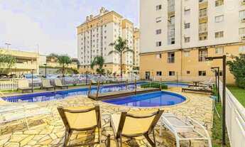 Imagem 2: Apartamento para aluguel possui 69 metros quadrados com 3 quartos em Guaíra - Curitiba - P