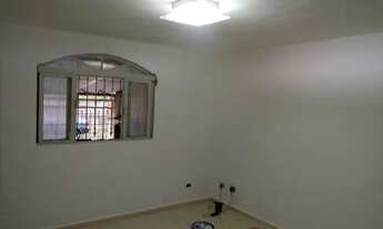 Imagem 7: Sobrado para aluguel possui 125 metros quadrados com 2 quartos em Jardim Santa Mena - Guar