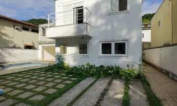 Imagem 2: Casa para aluguel tem 280 metros quadrados com 3 quartos em Vargem Grande