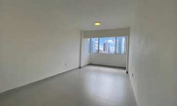 Imagem 2: Apartamento com 2 qtos, mais dependência completa, 1 vaga em Boa Viagem