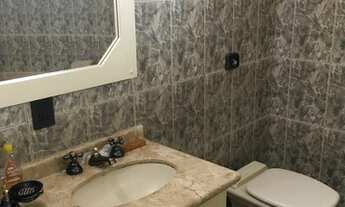 Imagem 6: Casa para venda tem 264 metros quadrados com 4 quartos