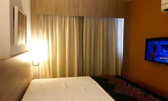 Imagem 2: Vendo apartamento mobiliado Beach Class Convention andar alto vista mar