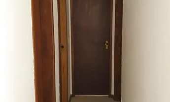 Imagem 3: Apartamento de fundos, Sala 03 quartos sendo um suíte, duas vagas