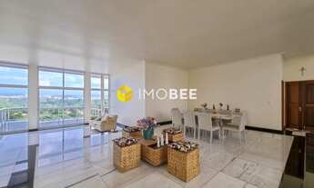 Imagem 7: CASA PADRÃO COM 4 QUARTOS, 2 SUÍTES E PISCINA, À VENDA NO BAIRRO GARÇAS