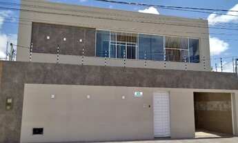 Imagem 4: Casa Duplex com Piscina na Aruana