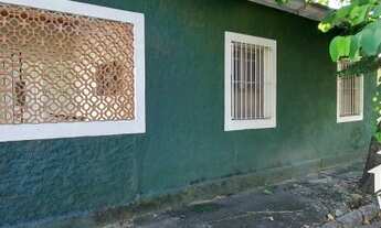 Imagem 3: Casa com 03 quartos e edícula no Centro de Lorena a venda