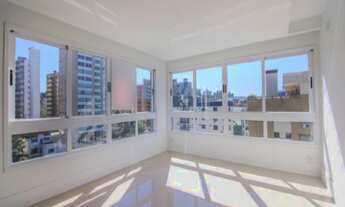 Imagem 2: Apartamento para venda com 94 metros quadrados com 3 quartos em Petrópolis - Porto Alegre