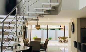 Imagem 3: Casa 4 dormitórios Alto Padrão no Condomínio Caledônia em Camboriú