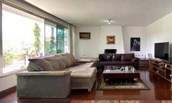 Imagem 1: Casa para aluguel possui 538 metros quadrados com 5 quartos