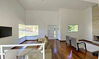 Imagem 6: Casa no condomínio CAPITALVILLE para aluguel e venda possui 200 m2 com 3 quartos