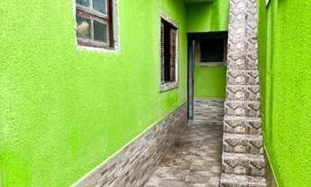 Imagem 2: Casa para venda tem 130 metros quadrados com 3 quartos em Centro - Mongaguá - SP