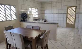 Imagem 5: Quarto com ar-condicionado