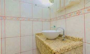 Imagem 4: CASA A VENDA NA REGIÃO DE ITAPUÃ ,FRENTE DE RUA