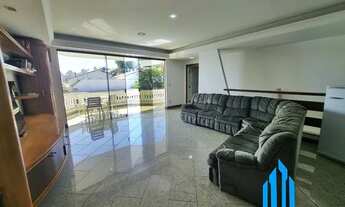 Imagem 5: Casa com 4 suítes a venda, no canal de Guarapari, numa área de 1.000m² com deck para emba