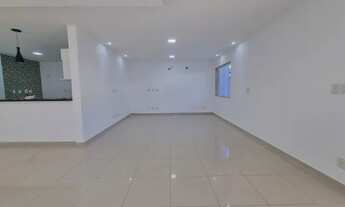 Imagem 6: Casa Triplex Vargem Pequena Valor R$ 5.500,00 mais taxas. 3 suítes. Bem-vindo