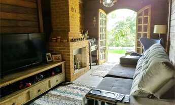 Imagem 2: Casa terrea na Serra Da Cantareira com um visual cinematográfico para as montanhas, piscin