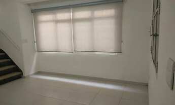 Imagem 2: ÓTIMO SOBRADO RESIDENCIAL/ COMERCIAL COM 3 DORMITÓRIOS E 2 VAGAS DE GARAGEM - VILA GALVÃO