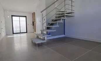 Imagem 2: Casa para Venda em Florianópolis, Cachoeira Do Bom Jesus, 2 dormitórios, 1 banheiro, 1 vag